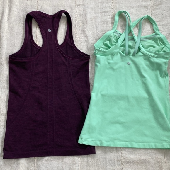 Bundle of two lululemon tank top size 4 - Picture 8 of 11